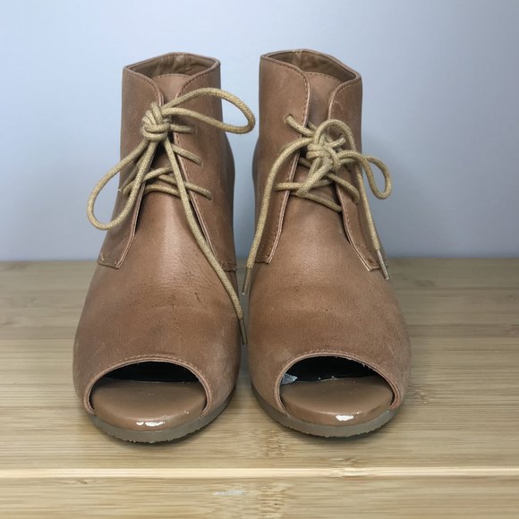 Ann Taylor LOFT Tan Genuine Leather Lace Up Peep Open Toe Heeled Booties sz 6.5 - Picture 5 of 9